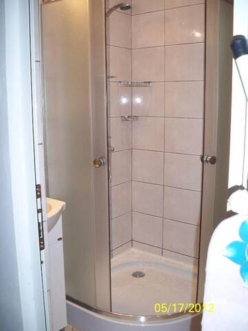 Фото номера Вилла с 3 спальнями Дома для отпуска Guest House Lazar Raykov г. Рибарица 49
