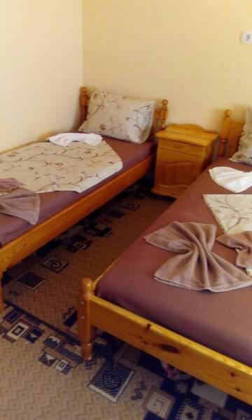 Фото номера Вилла с 3 спальнями Дома для отпуска Guest House Lazar Raykov г. Рибарица 34