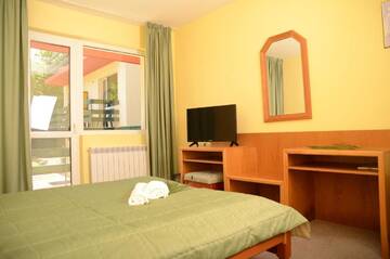 Фото номера Одноместный номер с балконом Отель Park Hotel Ribarica г. Рибарица 2