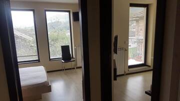 Фото номера Семейный номер с балконом Отель Hotel Zornitsa г. Рибарица 11